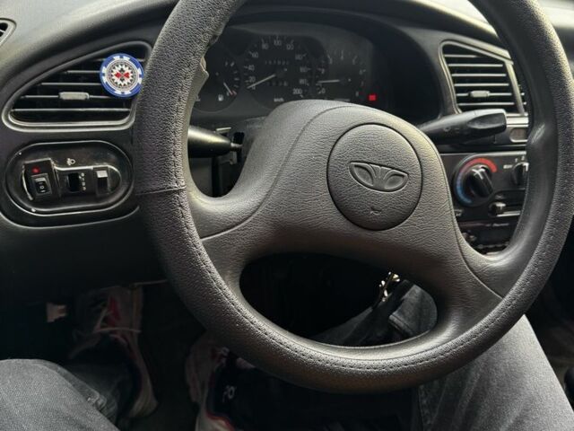 Белый Дэу Сенс, объемом двигателя 1.5 л и пробегом 237 тыс. км за 1600 $, фото 5 на Automoto.ua