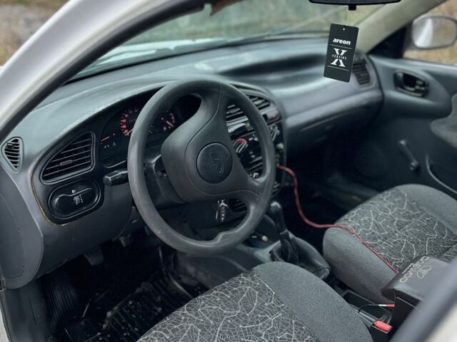 Білий Деу Сенс, об'ємом двигуна 1.3 л та пробігом 190 тис. км за 1100 $, фото 5 на Automoto.ua