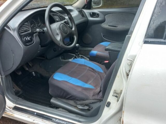 Белый Дэу Сенс, объемом двигателя 1.5 л и пробегом 300 тыс. км за 1200 $, фото 5 на Automoto.ua