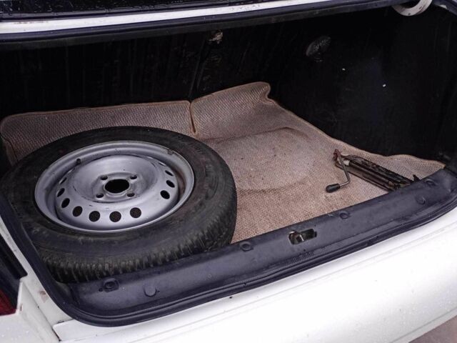 Белый Дэу Сенс, объемом двигателя 1.3 л и пробегом 200 тыс. км за 1700 $, фото 6 на Automoto.ua