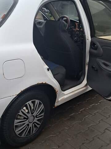 Білий Деу Сенс, об'ємом двигуна 1.3 л та пробігом 100 тис. км за 1500 $, фото 11 на Automoto.ua