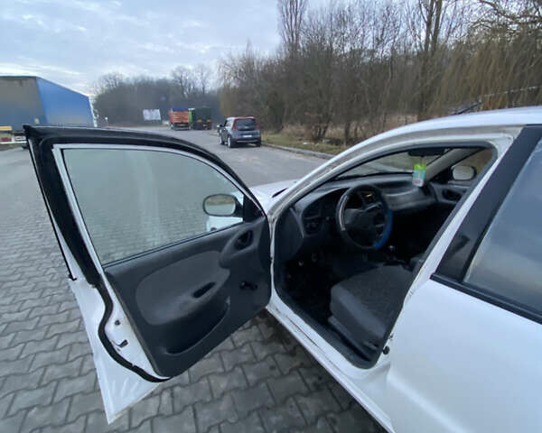 Білий Деу Сенс, об'ємом двигуна 1.3 л та пробігом 224 тис. км за 999 $, фото 11 на Automoto.ua