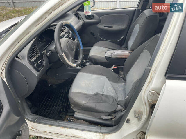 Белый Дэу Сенс, объемом двигателя 1.3 л и пробегом 242 тыс. км за 850 $, фото 10 на Automoto.ua