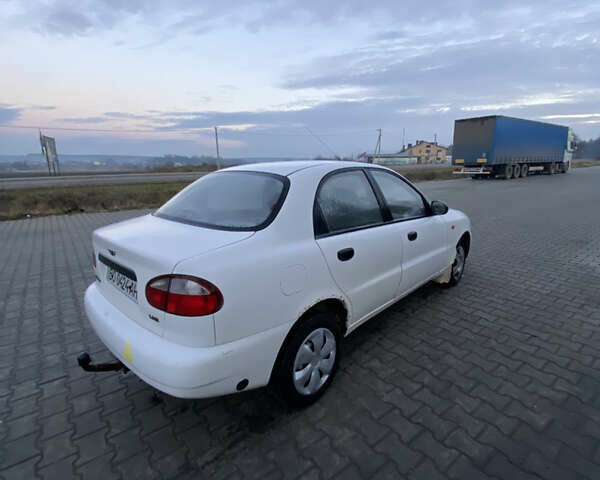 Білий Деу Сенс, об'ємом двигуна 1.3 л та пробігом 224 тис. км за 999 $, фото 4 на Automoto.ua