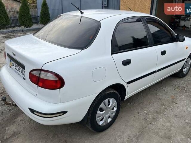 Белый Дэу Сенс, объемом двигателя 1.5 л и пробегом 204 тыс. км за 2450 $, фото 1 на Automoto.ua