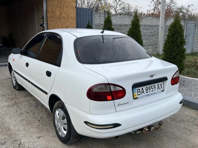 Белый Дэу Сенс, объемом двигателя 1.5 л и пробегом 204 тыс. км за 2450 $, фото 1 на Automoto.ua