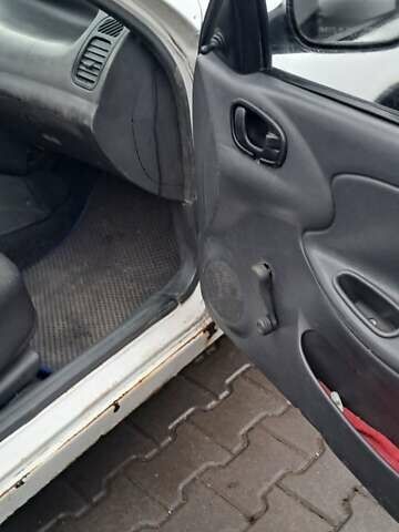 Білий Деу Сенс, об'ємом двигуна 1.3 л та пробігом 100 тис. км за 1500 $, фото 16 на Automoto.ua