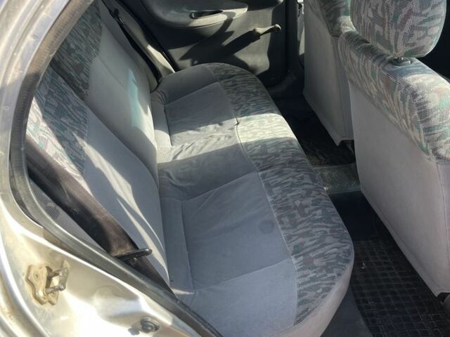 Белый Дэу Сенс, объемом двигателя 1.5 л и пробегом 250 тыс. км за 699 $, фото 6 на Automoto.ua