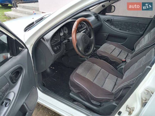 Белый Дэу Сенс, объемом двигателя 1.3 л и пробегом 250 тыс. км за 1750 $, фото 11 на Automoto.ua
