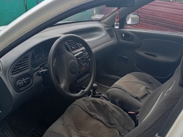 Білий Деу Сенс, об'ємом двигуна 1.3 л та пробігом 123 тис. км за 1428 $, фото 3 на Automoto.ua