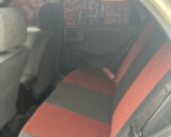 Белый Дэу Сенс, объемом двигателя 1.3 л и пробегом 235 тыс. км за 1890 $, фото 7 на Automoto.ua