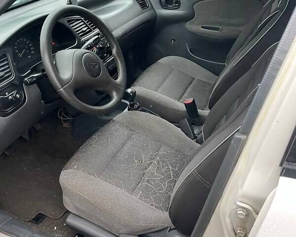 Білий Деу Сенс, об'ємом двигуна 1.3 л та пробігом 3 тис. км за 1000 $, фото 3 на Automoto.ua