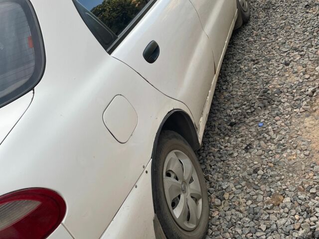 Білий Деу Сенс, об'ємом двигуна 1.5 л та пробігом 160 тис. км за 946 $, фото 1 на Automoto.ua