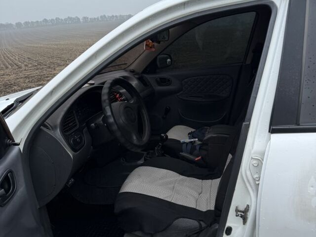 Білий Деу Сенс, об'ємом двигуна 1.5 л та пробігом 150 тис. км за 1850 $, фото 8 на Automoto.ua