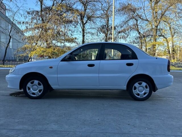 Деу Сенс 2006 у Одесі на Automoto.ua Білий Деу Сенс, об'ємом двигуна 1.5 л та пробігом 201 тис. км за 2299 $, фото 7 на Automoto.ua