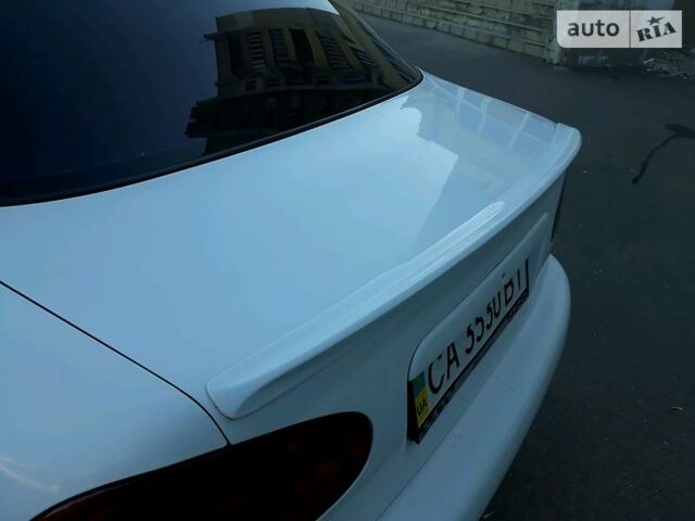 Белый Дэу Сенс, объемом двигателя 1.6 л и пробегом 250 тыс. км за 3500 $, фото 1 на Automoto.ua