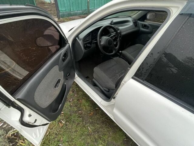 Белый Дэу Сенс, объемом двигателя 1.3 л и пробегом 2 тыс. км за 1000 $, фото 1 на Automoto.ua