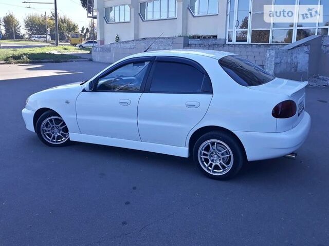 Белый Дэу Сенс, объемом двигателя 1.6 л и пробегом 250 тыс. км за 3500 $, фото 15 на Automoto.ua