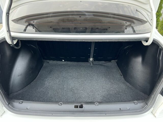 Белый Дэу Сенс, объемом двигателя 1.5 л и пробегом 204 тыс. км за 2450 $, фото 6 на Automoto.ua