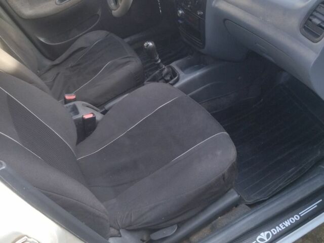 Білий Деу Сенс, об'ємом двигуна 1.3 л та пробігом 150 тис. км за 1100 $, фото 4 на Automoto.ua