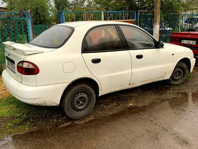 Белый Дэу Сенс, объемом двигателя 1.3 л и пробегом 0 тыс. км за 650 $, фото 4 на Automoto.ua