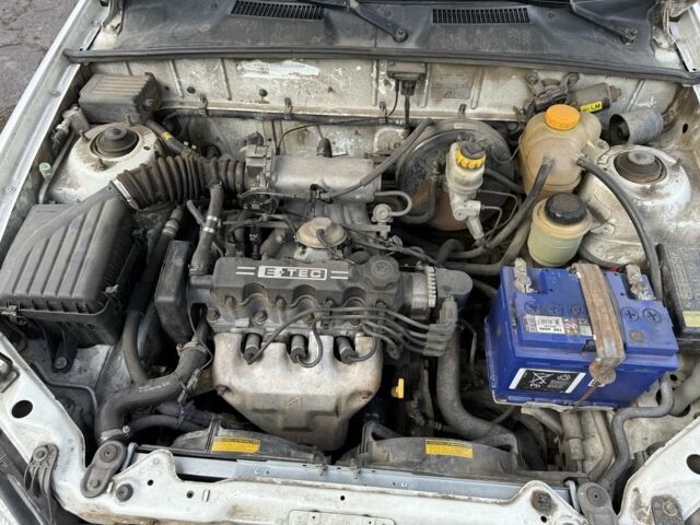 Белый Дэу Сенс, объемом двигателя 1.5 л и пробегом 151 тыс. км за 2700 $, фото 10 на Automoto.ua