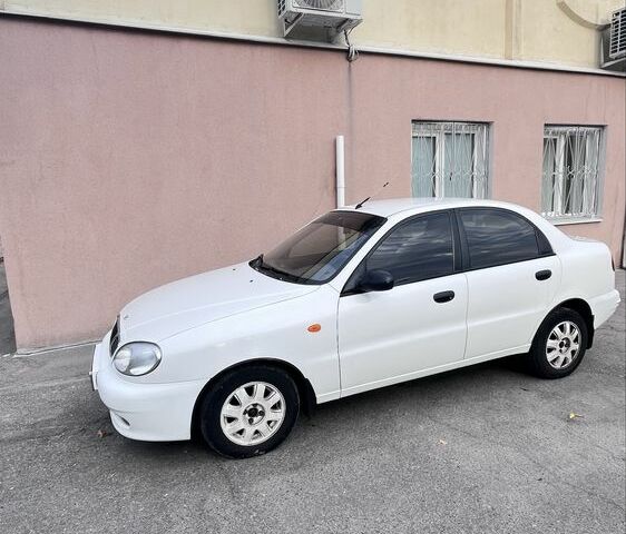 Белый Дэу Сенс, объемом двигателя 1.5 л и пробегом 268 тыс. км за 2500 $, фото 1 на Automoto.ua