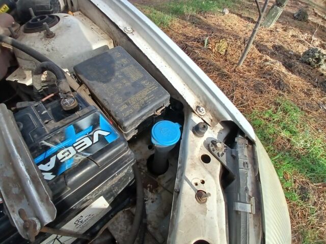 Білий Деу Сенс, об'ємом двигуна 1.4 л та пробігом 240 тис. км за 1350 $, фото 16 на Automoto.ua