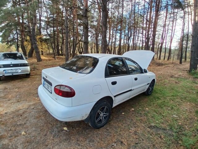 Білий Деу Сенс, об'ємом двигуна 1.4 л та пробігом 240 тис. км за 1350 $, фото 4 на Automoto.ua