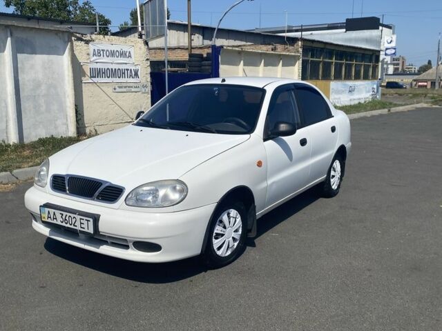 Белый Дэу Сенс, объемом двигателя 1.5 л и пробегом 294 тыс. км за 2000 $, фото 3 на Automoto.ua