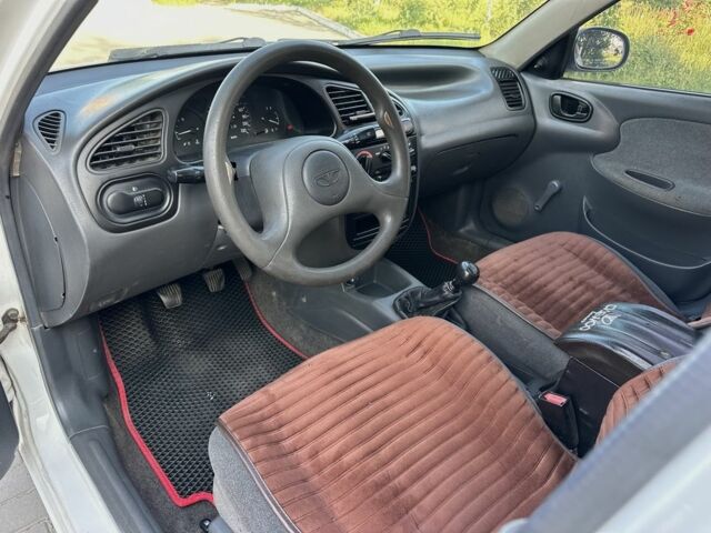 Белый Дэу Сенс, объемом двигателя 1.5 л и пробегом 184 тыс. км за 2500 $, фото 7 на Automoto.ua