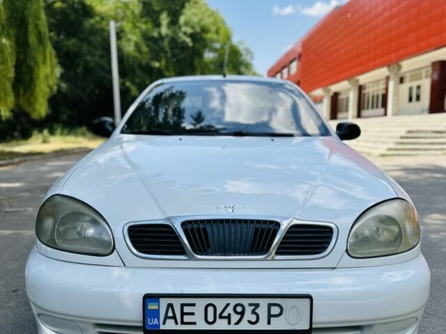 Белый Дэу Сенс, объемом двигателя 1.4 л и пробегом 290 тыс. км за 1450 $, фото 2 на Automoto.ua