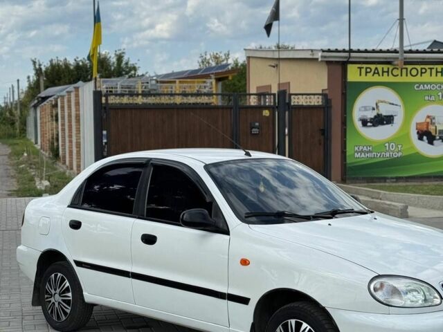 Белый Дэу Сенс, объемом двигателя 1.4 л и пробегом 230 тыс. км за 2200 $, фото 5 на Automoto.ua