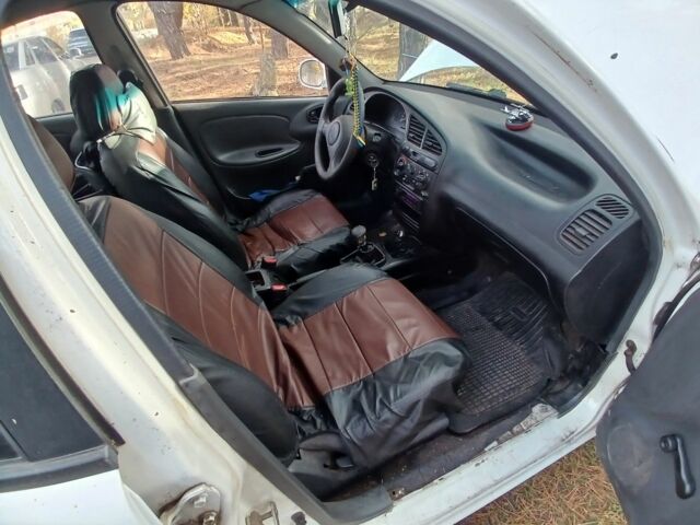 Білий Деу Сенс, об'ємом двигуна 1.4 л та пробігом 240 тис. км за 1350 $, фото 7 на Automoto.ua