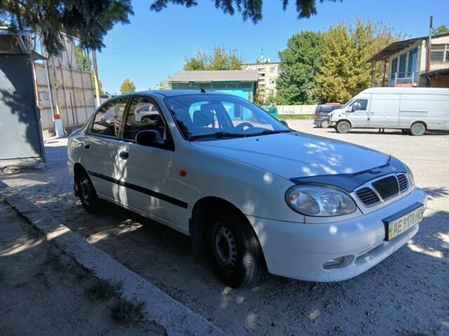 Білий Деу Сенс, об'ємом двигуна 1.3 л та пробігом 225 тис. км за 2000 $, фото 4 на Automoto.ua