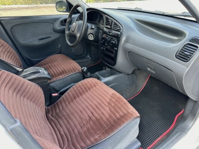 Белый Дэу Сенс, объемом двигателя 1.5 л и пробегом 184 тыс. км за 2500 $, фото 8 на Automoto.ua