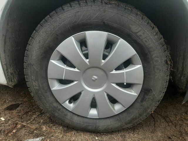 Білий Деу Сенс, об'ємом двигуна 1.4 л та пробігом 298 тис. км за 1660 $, фото 4 на Automoto.ua