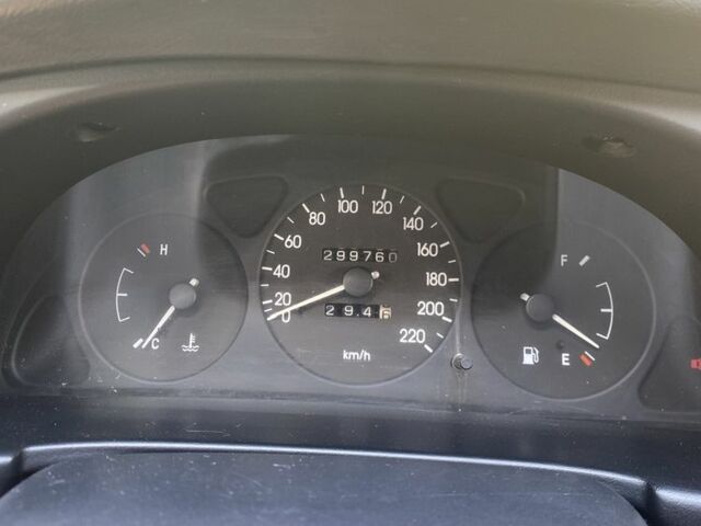 Белый Дэу Сенс, объемом двигателя 1.5 л и пробегом 294 тыс. км за 2000 $, фото 7 на Automoto.ua