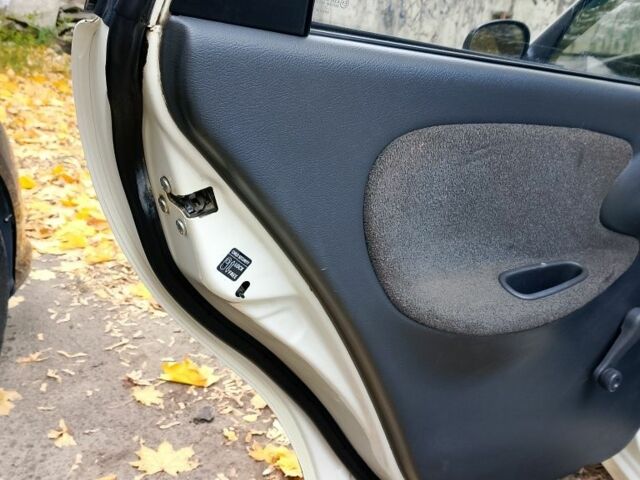 Белый Дэу Сенс, объемом двигателя 1.3 л и пробегом 89 тыс. км за 1899 $, фото 18 на Automoto.ua