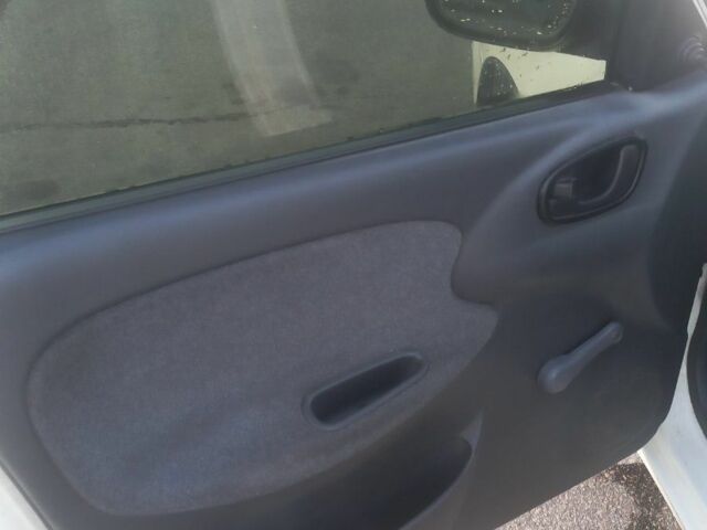 Білий Деу Сенс, об'ємом двигуна 1.5 л та пробігом 195 тис. км за 2700 $, фото 5 на Automoto.ua