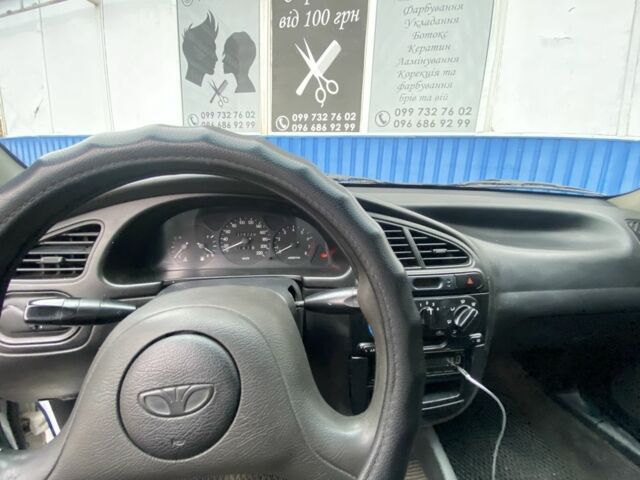 Белый Дэу Сенс, объемом двигателя 1.5 л и пробегом 370 тыс. км за 2700 $, фото 5 на Automoto.ua