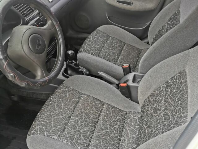 Дэу Сенс 2008 в Кривом Роге на Automoto.ua Белый Дэу Сенс, объемом двигателя 1.5 л и пробегом 189 тыс. км за 2600 $, фото 6 на Automoto.ua