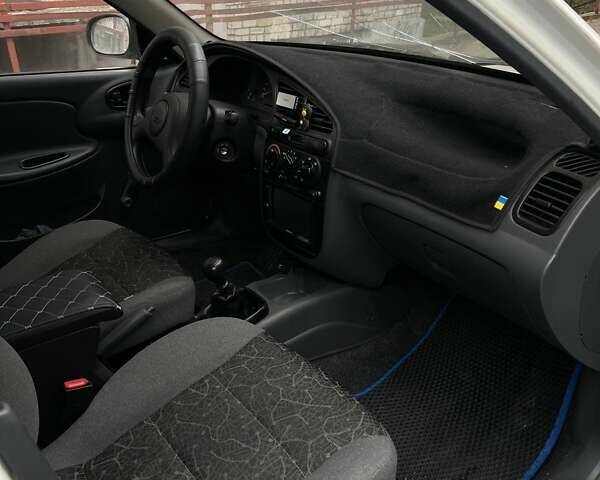 Белый Дэу Сенс, объемом двигателя 1.4 л и пробегом 79 тыс. км за 1599 $, фото 6 на Automoto.ua