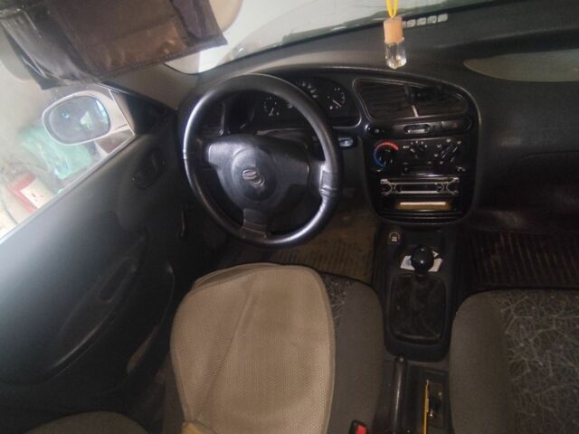 Белый Дэу Сенс, объемом двигателя 0 л и пробегом 130 тыс. км за 1350 $, фото 4 на Automoto.ua