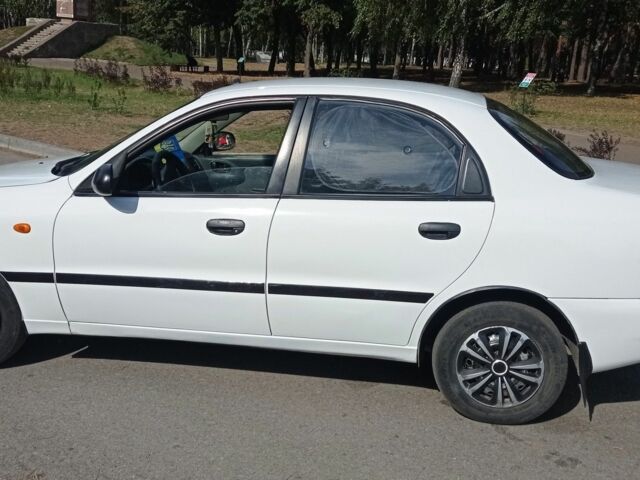 Білий Деу Сенс, об'ємом двигуна 1.5 л та пробігом 241 тис. км за 2000 $, фото 1 на Automoto.ua