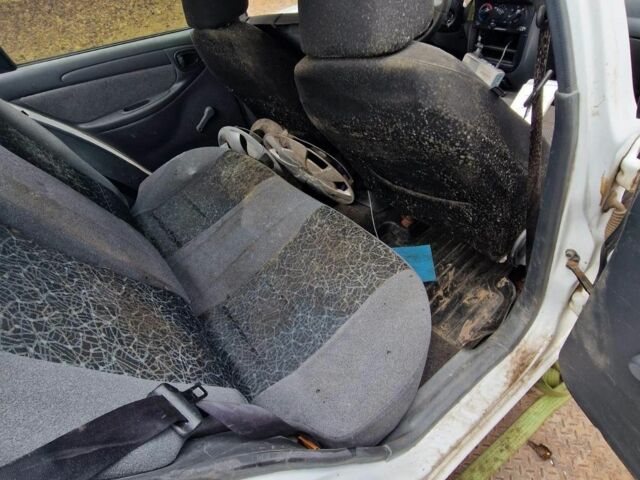 Белый Дэу Сенс, объемом двигателя 1.5 л и пробегом 150 тыс. км за 499 $, фото 6 на Automoto.ua