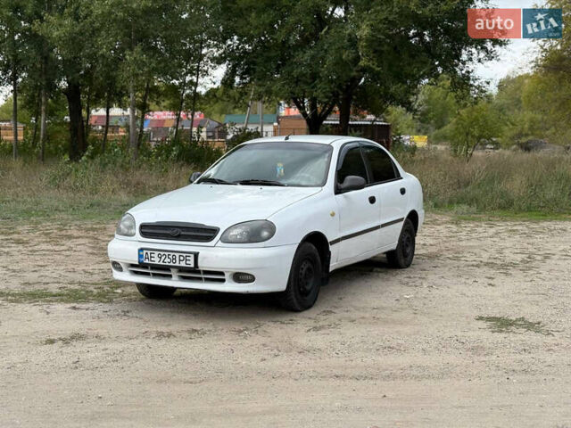 Білий Деу Сенс, об'ємом двигуна 1.3 л та пробігом 208 тис. км за 1899 $, фото 2 на Automoto.ua