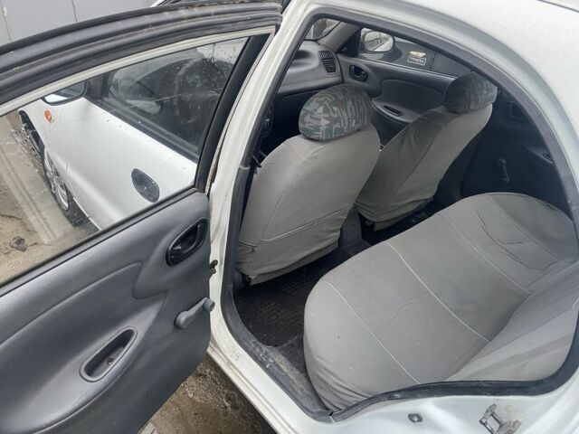 Білий Деу Сенс, об'ємом двигуна 1.5 л та пробігом 170 тис. км за 1800 $, фото 5 на Automoto.ua