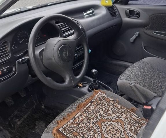 Білий Деу Сенс, об'ємом двигуна 1.3 л та пробігом 163 тис. км за 1900 $, фото 4 на Automoto.ua