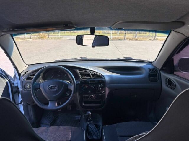 Белый Дэу Сенс, объемом двигателя 1.3 л и пробегом 166 тыс. км за 2000 $, фото 4 на Automoto.ua